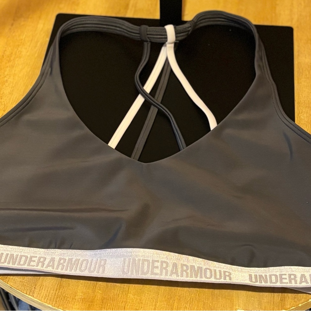 Under Armour Women's Gray and White Sports Bra